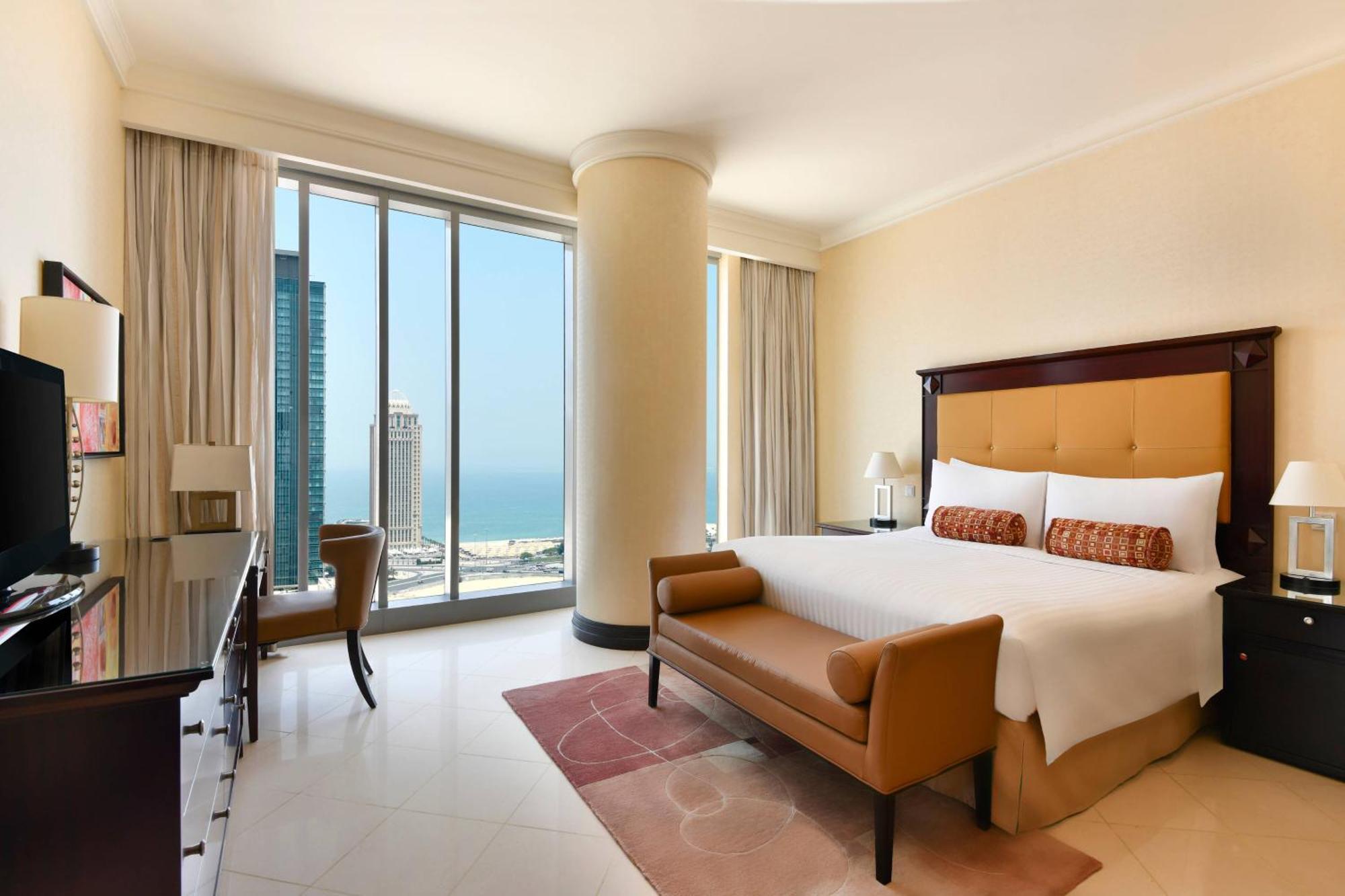 Marriott Marquis City Center Doha Hotel Екстер'єр фото A bedroom at Jumeirah Atlantis